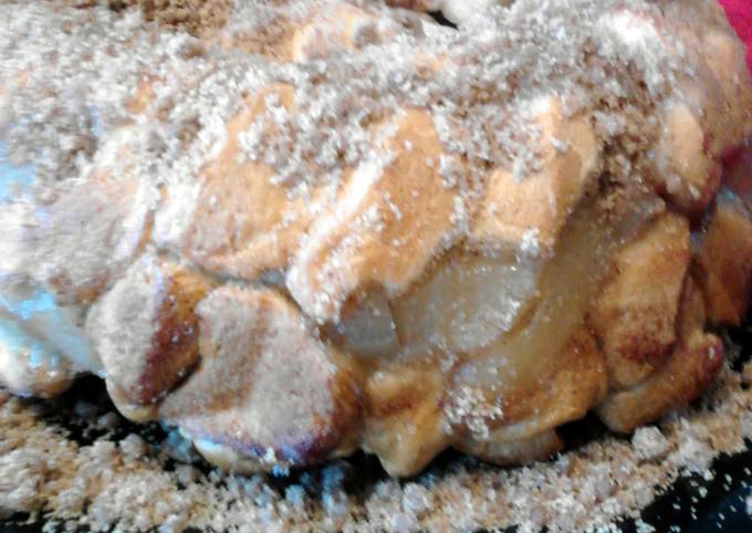 Pull Apart Apple Crumb Cake