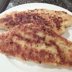 A picture of Breaded Fried Basa (Catfish) Fillets 🐟.