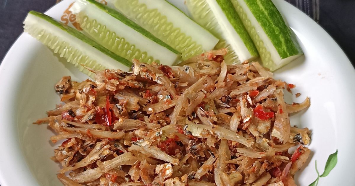 Pilado Lauwok (Sambal Matah Teri) Khas Ocu Kampar Riau