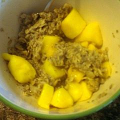 A picture of Healthy homemade oatmeal.