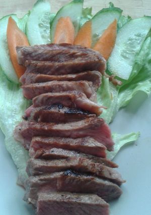 A picture of Shure rong hai, thai style barbecue steak.