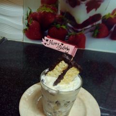 A picture of Easy-to-make B'day Ice-Sweet.