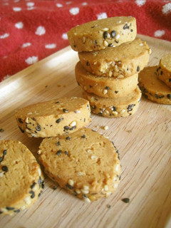 A picture of Crisp Kinako Cookies.