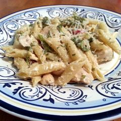 A picture of Chicken Penne with Asparagus.