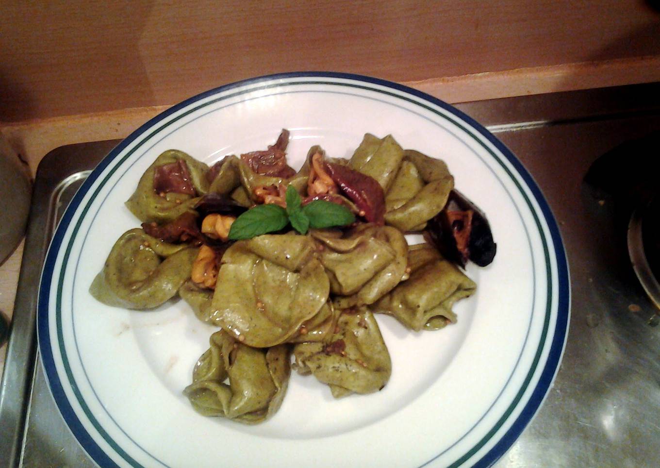 Fresh pasta with mussels and porcini (mushroom) I really love the mussels and this combination is really nice and light!
