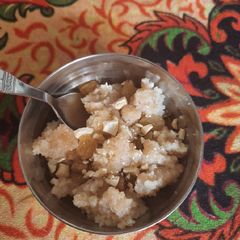 A picture of Suji halwa.