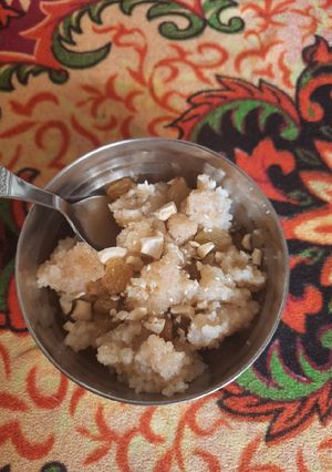 A picture of Suji halwa.