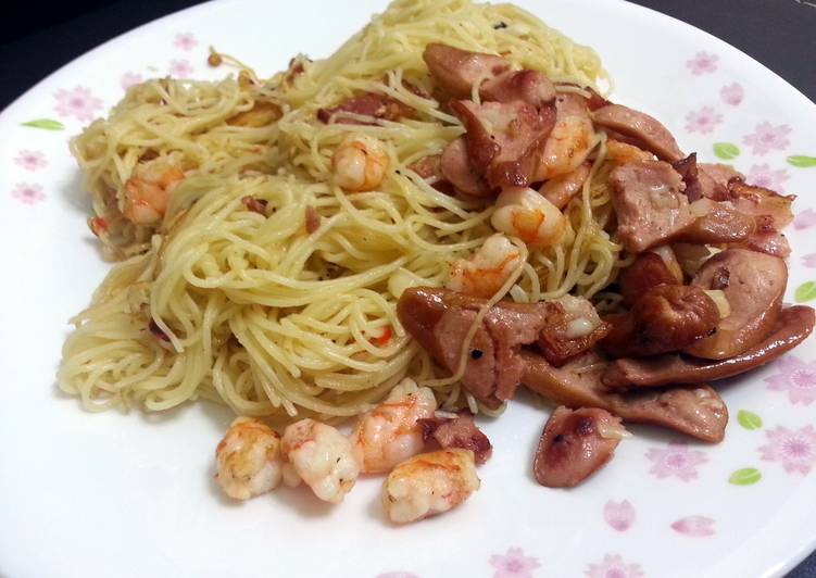 Easiest Way to Prepare Spaghetti Aglio Olio in 13 Minutes at Home