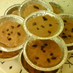A picture of Irmgards homemade cinnamon nut crispies.