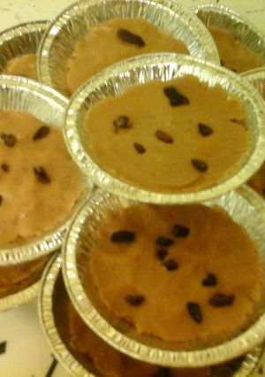 A picture of Irmgards homemade cinnamon nut crispies.