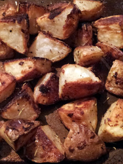 A picture of Roasted Rosemary White Potatoes.