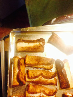A picture of Oven French Toast Rolls.