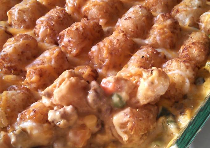 Cheesy Tater Tot Casserole