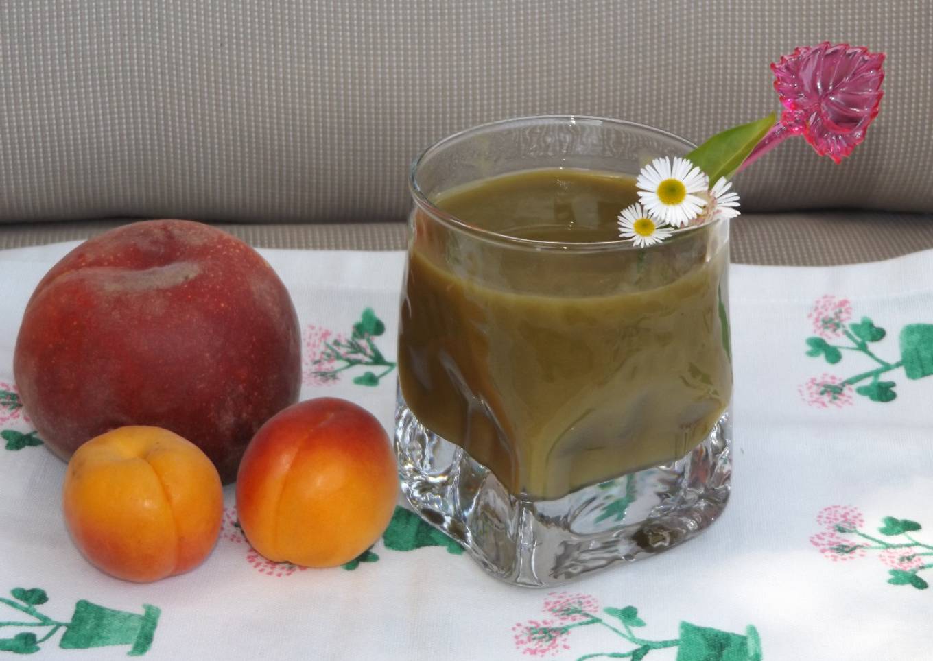 Batido de aguacate con naranja
