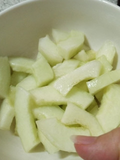 涼瓜小菜(無鍋料理)(省水篇) 的食譜成品照片