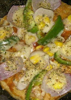 A picture of Italian homemade pizza.