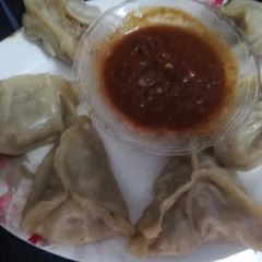 Steamed momos A picture of Steamed momos.