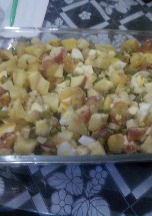 Una foto de Ensalada de papas y huevo