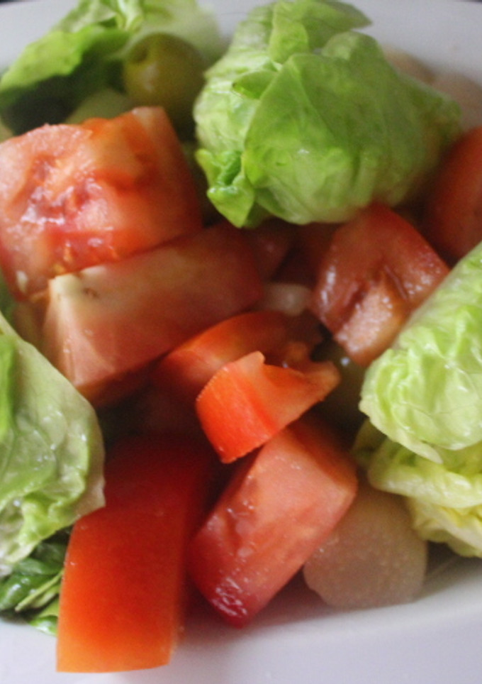 Una foto de Ensalada con cuatro ingredientes