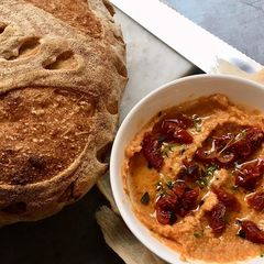 Sun-dried tomatoes hummus - no tahini A picture of Sun-dried tomatoes hummus - no tahini.