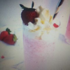 A picture of Keto strawberry cheesecake smoothie.