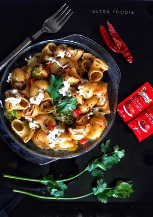 A picture of Primavera Pasta.