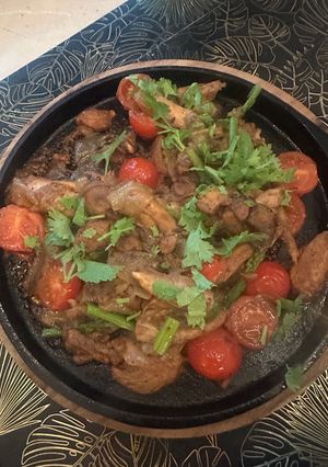 A picture of Perfect Chicken Thigh Fajitas - Truly Show Stopping and the Kids Love All the Veg - ENJOY :P.