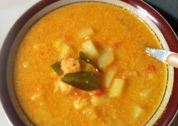 Resep Udang kentang Kuah pedas yang Lezat
