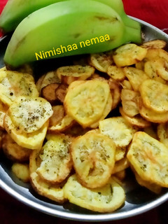 केले के चिप्स (kele ke chips recipe in Hindi) रेसिपी मुख्य फोटो