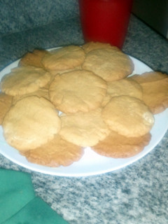 A picture of Peanut Butter & White Chocolate cookies.