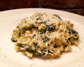 Popular Cuisine Spinach  Squash Risotto Using Left Over Squash Soup Delicious Simple