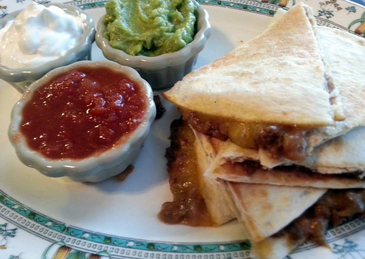 Step-by-Step Guide to Make Favorite Taco Quesadillas