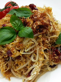 A picture of Fried Vermicelli Noodle / Fried Bi Hun.