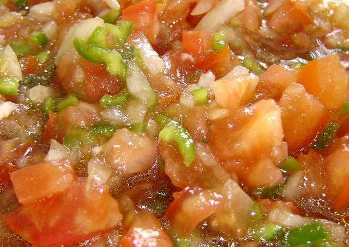 Spanish-Style Tomato Salad from Cadiz Piriñaca!