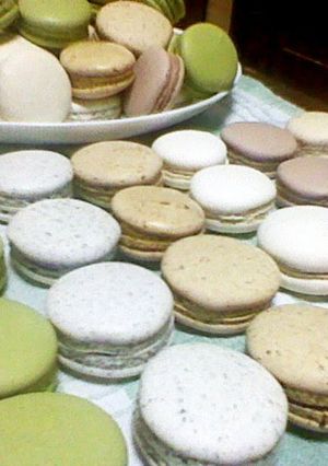 A picture of Powdered-Sugar-Free Flavored Macarons.