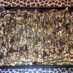 A picture of Sea Salted Caramel Popcorn Drizzled With Chocolate.