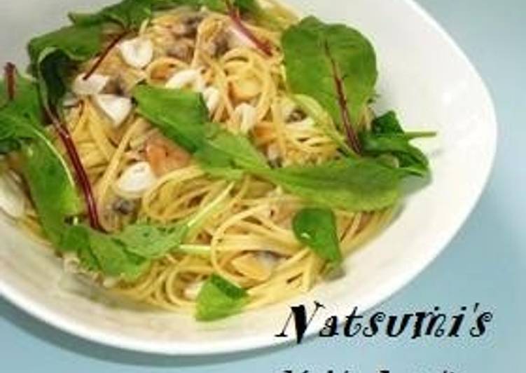 Simple Way to Make Favorite Spaghetti Aglio, Olio e Peperoncino with Refreshing Lemony Seafood