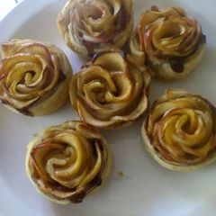 A picture of Apple Roses 🌹.