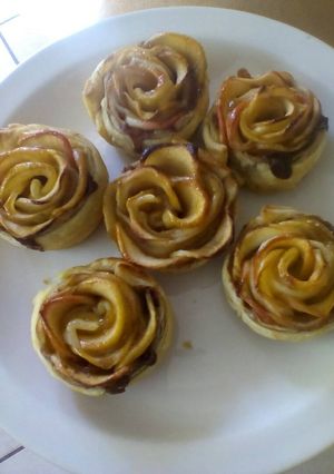 A picture of Apple Roses 🌹.