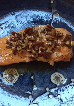 A picture of Honey Pecan Glazed Salmon.