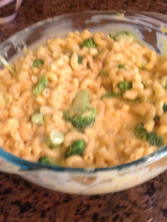 A picture of Wis. Mac And Cheese.