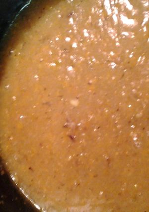 A picture of loquat sauce.