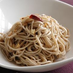 A picture of Soba Noodle Aglio Olio e Peperoncino.
