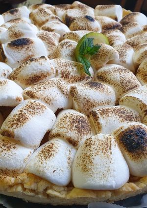 Una foto de Lemon curd pie con marshmallows
