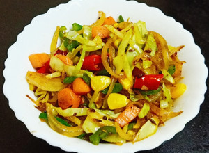 A picture of Cabbage mix dry Sabji.