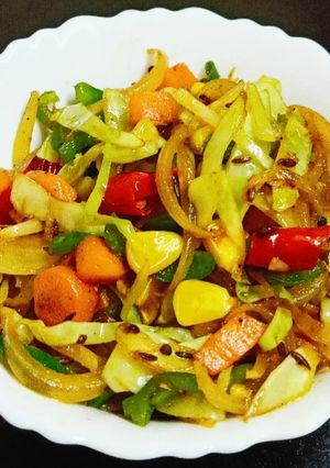A picture of Cabbage mix dry Sabji.