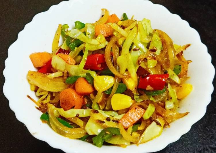 Steps to Make Favorite Cabbage mix dry Sabji