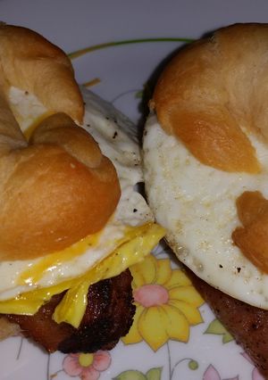 A picture of Best breakfast sandwich.