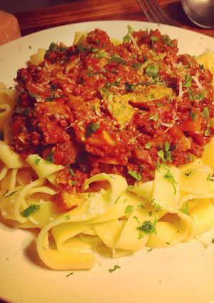 A picture of Fettuccine Bolognese.