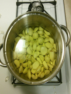 A picture of 2 in 1 Roasted Garlic.